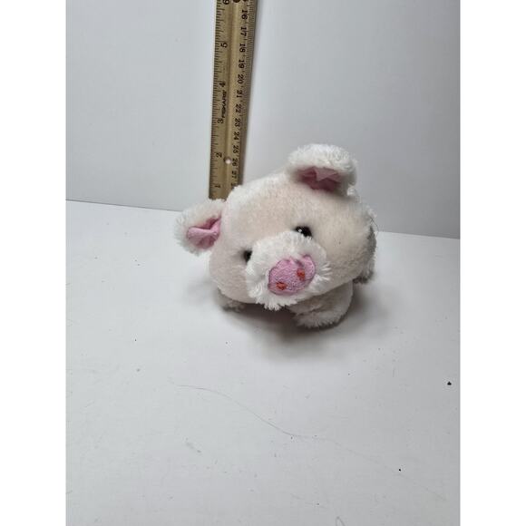 Vintage Russ Berrie and Co Pink Pig Plush Piggy Made in Korea 4.5 Inches - Picture 1 of 5